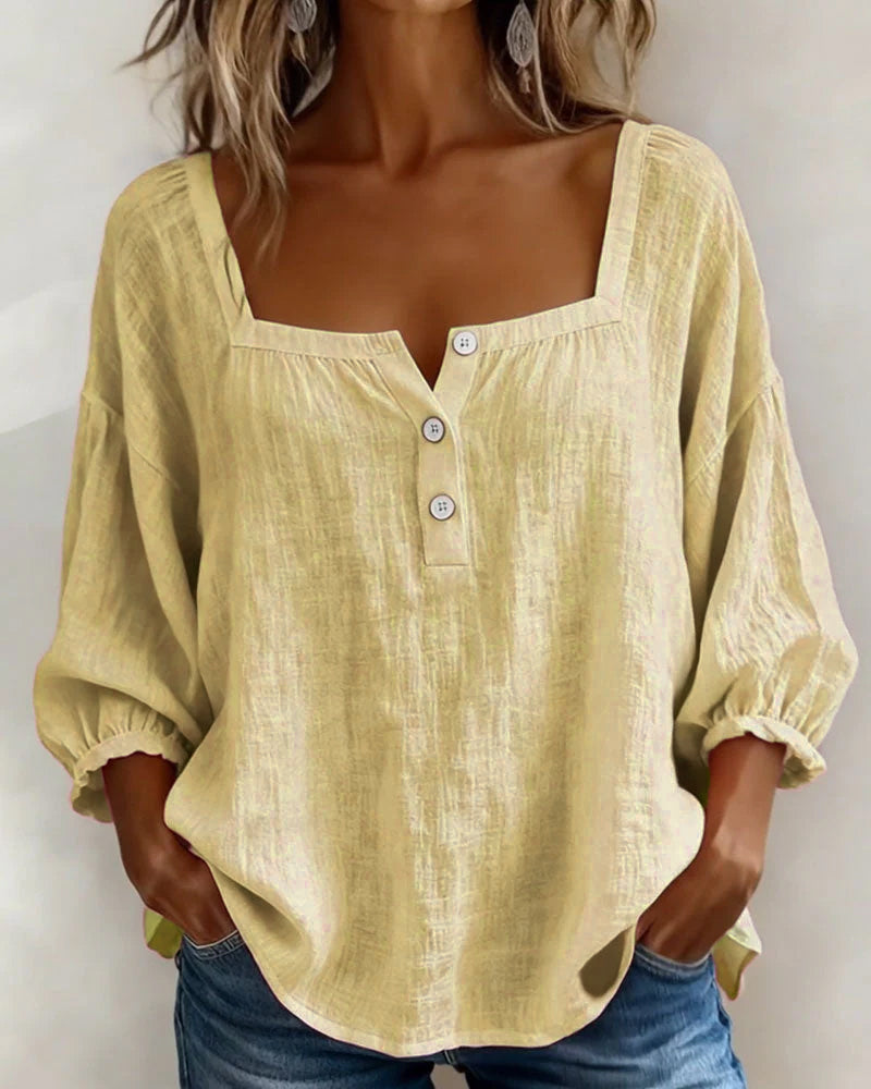 Blusa de cuello cuadrado y manga mariposa