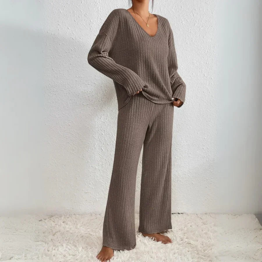 Zavelli | Conjunto completo de dos piezas con pantalones y top con escote en V