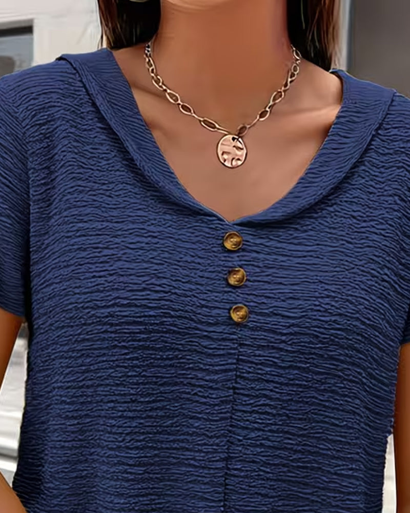 Camiseta con cuello Peter Pan y botones