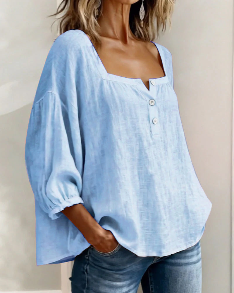 Blusa de cuello cuadrado y manga mariposa