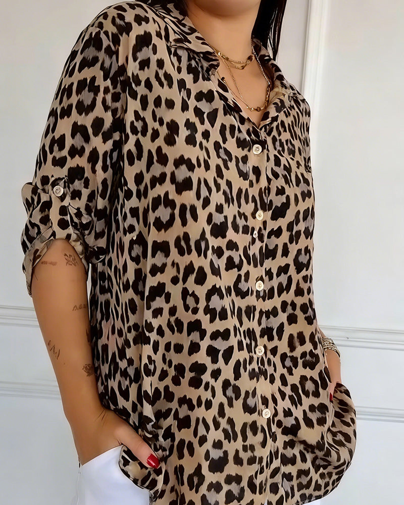 Blusa de moda con estampado de leopardo