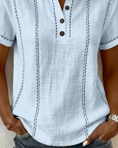 Camiseta casual con cuello en V y botones