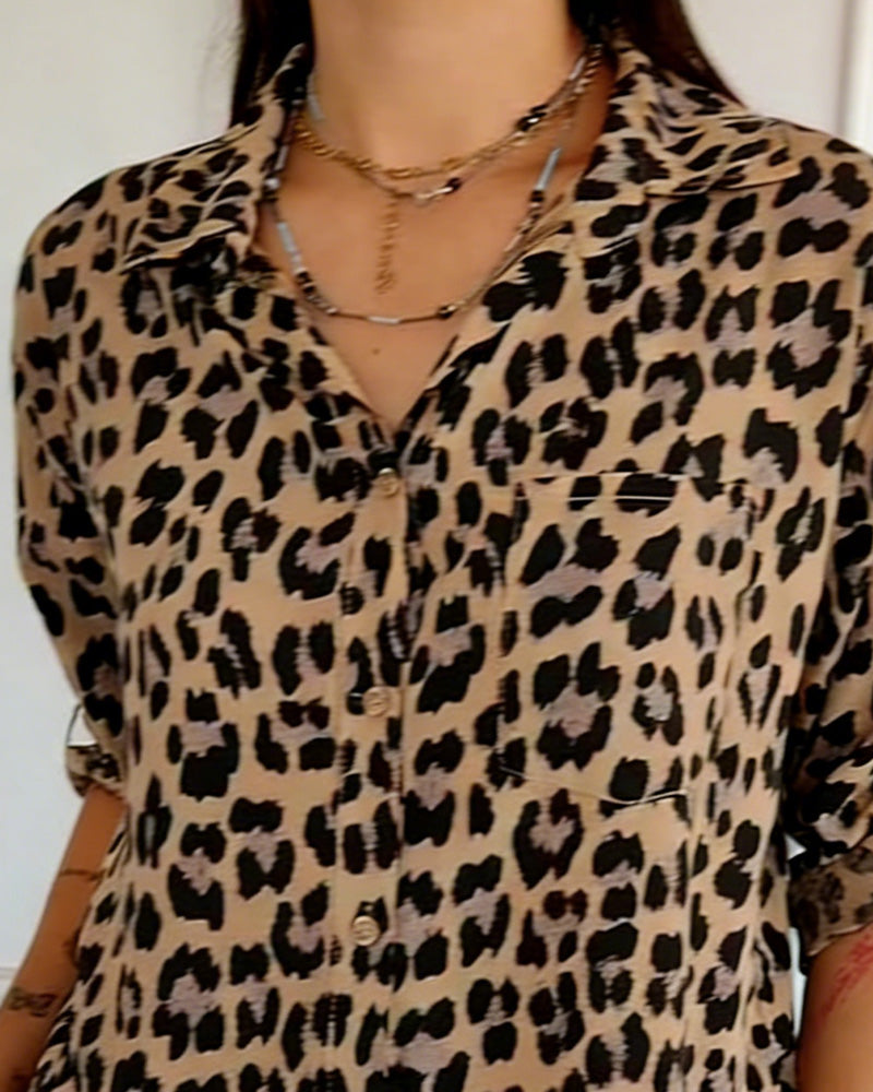 Blusa de moda con estampado de leopardo