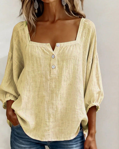 Blusa de cuello cuadrado y manga mariposa