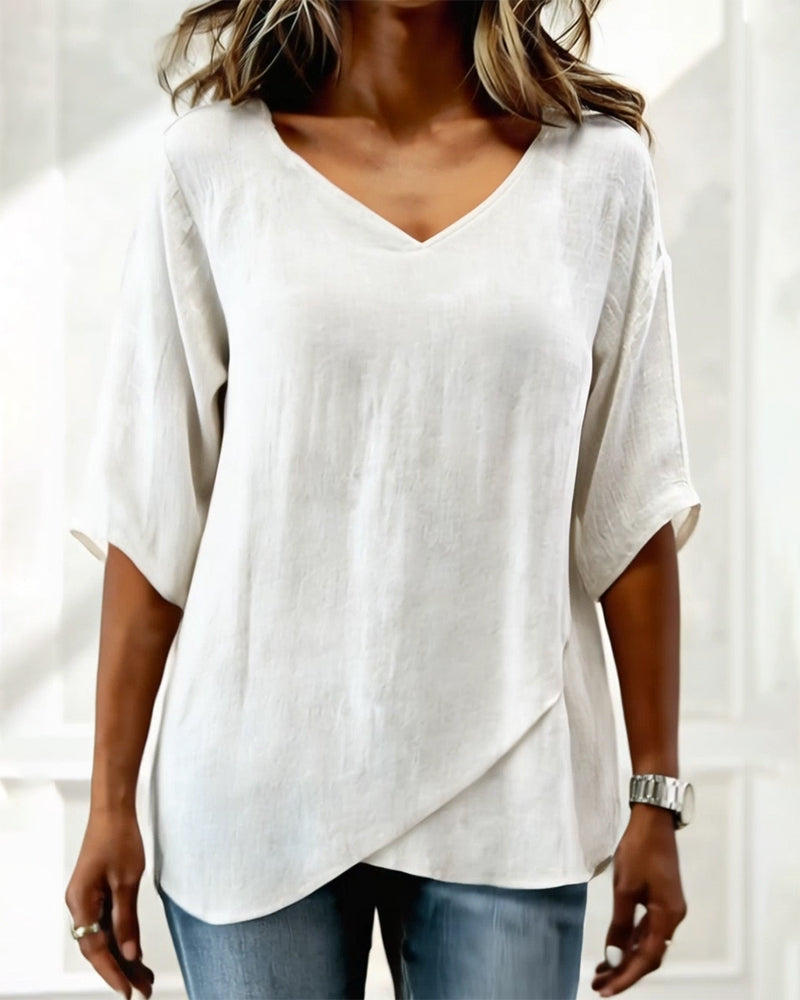 Top irregular con cuello en V