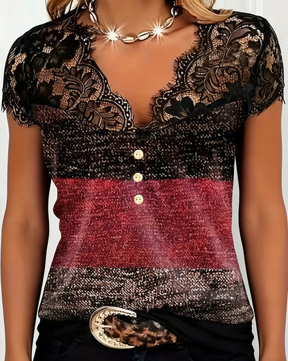 Camiseta con cuello en V, encaje y patchwork de color