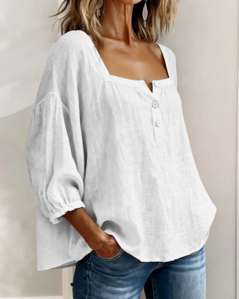 Blusa de cuello cuadrado y manga mariposa
