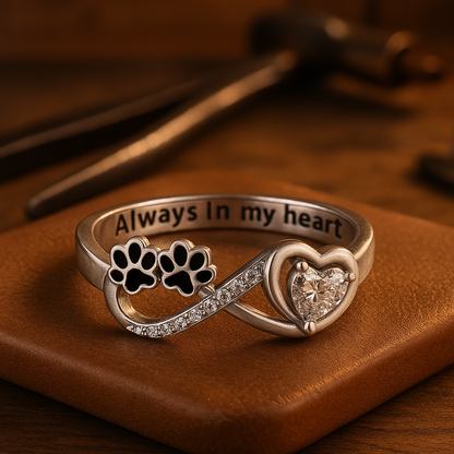 Elara™ | Anillo infinito de corazón con pata