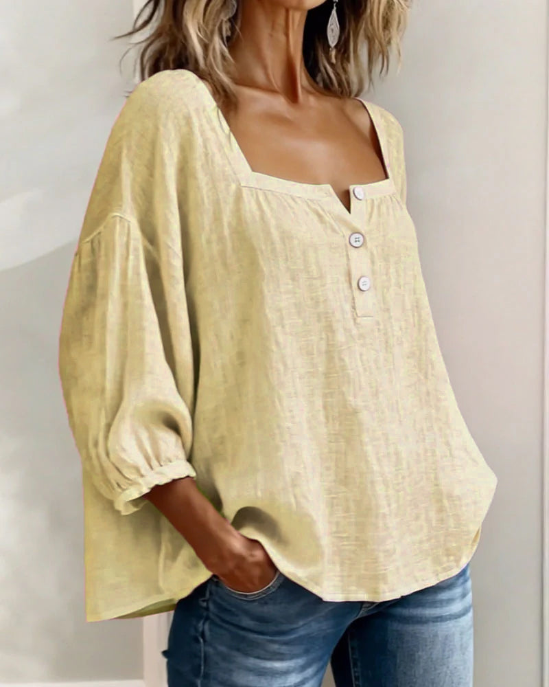 Blusa de cuello cuadrado y manga mariposa