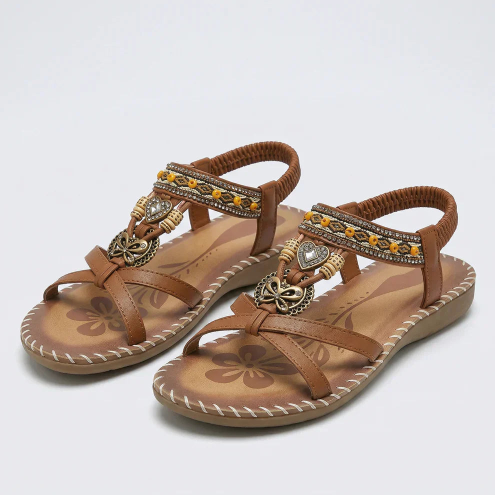 Sandaliasas de estilo ibicenco que combinan comodidad y elegancia